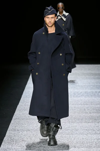 Look 1